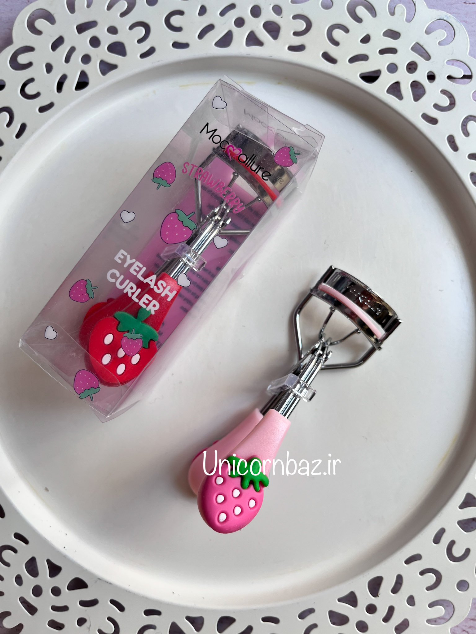 فر مژه توتفرنگی